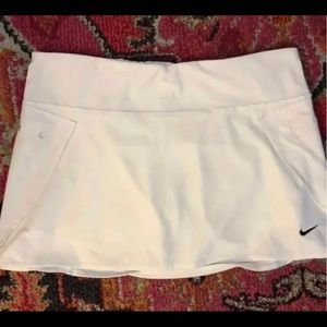 white nike golf skirt